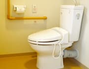 暖房・温水洗浄便座付きトイレ