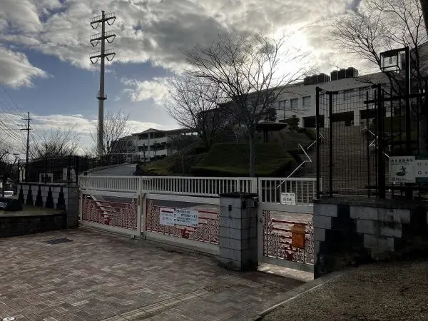 神戸市立桂木小学校徒歩９分