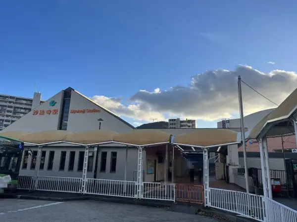 神戸市営地下鉄西神・山手線妙法寺駅