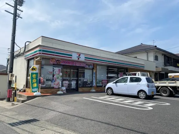 最寄りのコンビニエンスストアです。