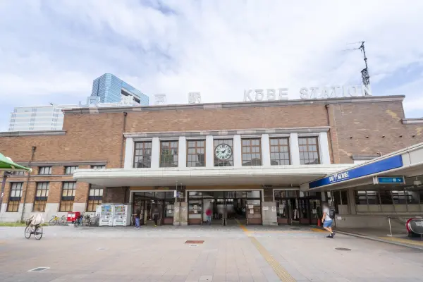 JR神戸線神戸駅　徒歩4分
神戸ハーバーランドUMIE徒歩9分の立地
最上階　南東向きバルコニー