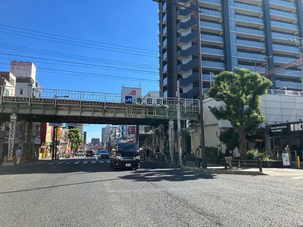 徒歩8分