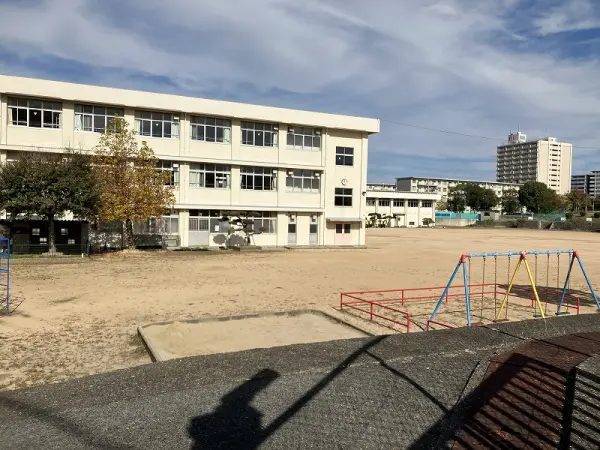セントポリア神戸運動公園 　LDK約17.9帖　南東向き
2025年6月　全面リフォーム済物件