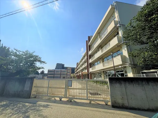 調布市立上ノ原小学校