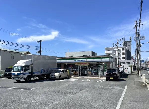 ファミリーマート四條畷しとみや店