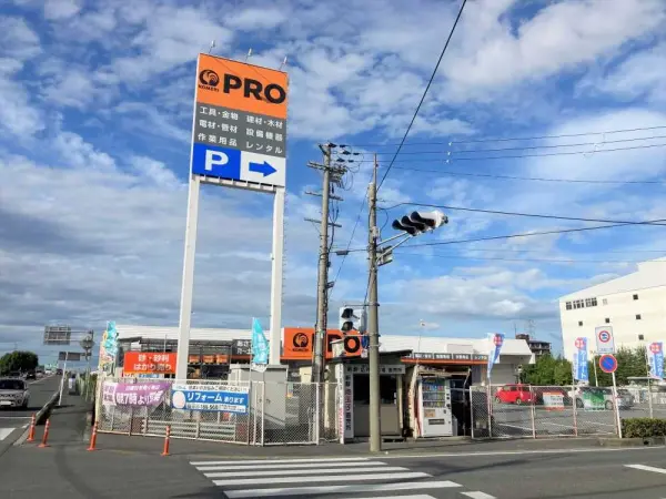 コメリPRO天理店まで徒歩5分です。
徒歩でもアクセスしていただきやすい距離となっております。