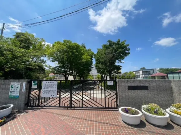 徒歩６分