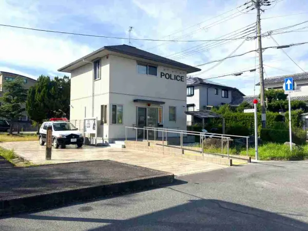 郡山警察署郡山西交番まで約8分です。
徒歩でも十分アクセスしていただける距離となっております。