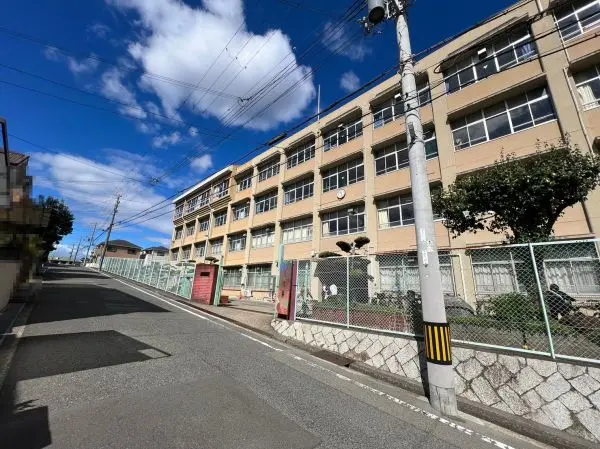 徒歩6分