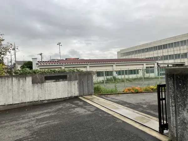 西志津中学校