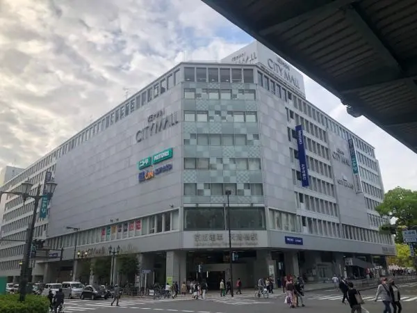 徒歩8分