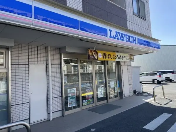 徒歩5分／24時間営業