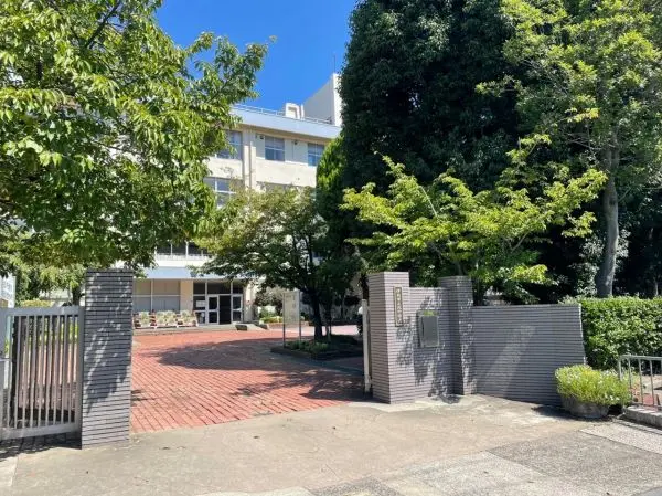 北中学校