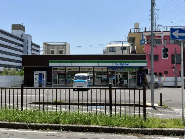 ファミリーマート新松戸六丁目店