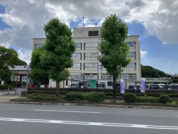 羽曳野市役所まで徒歩約８分