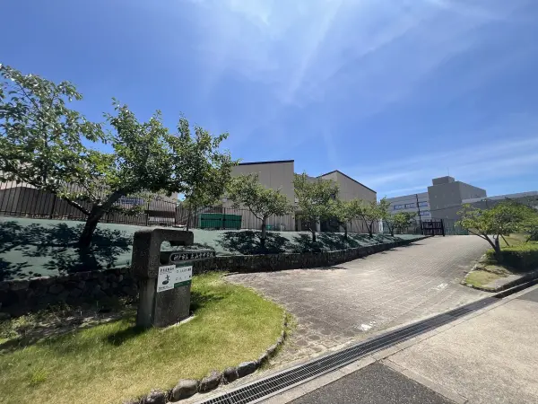 太山寺中学校まで徒歩2分