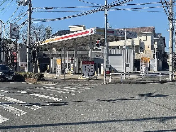 シェル石油大阪販売所学園中SSまで徒歩2分です。その他周辺施設等のご質問もお問い合わせください。