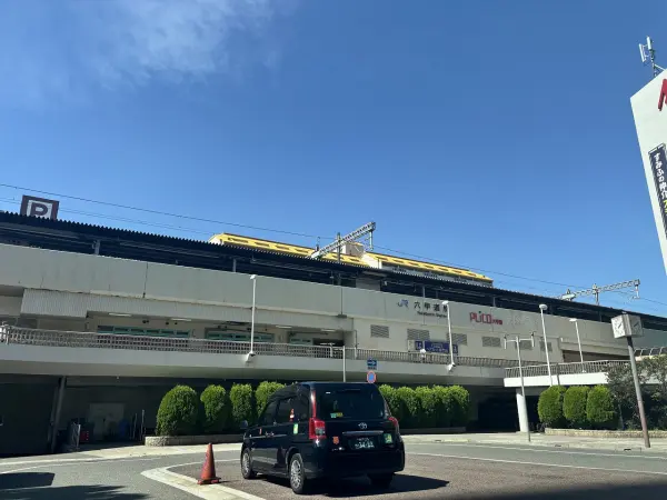 JR東海道本線「六甲道」駅までは徒歩約８分の好立地となっております。