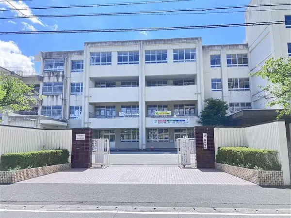 下山門中学校