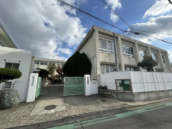 岸和田市立旭小学校