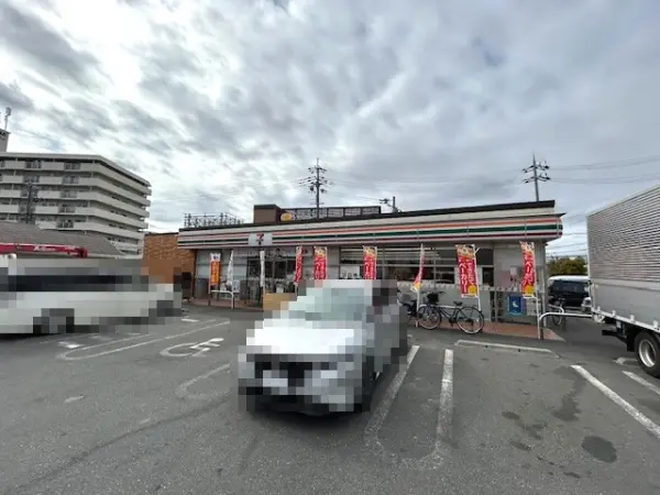 セブンイレブン寝屋川宇谷町店