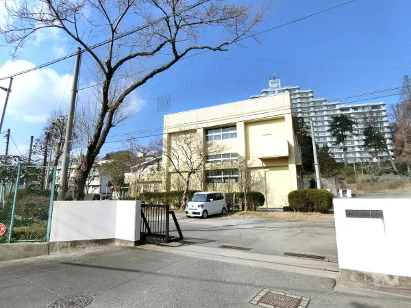 部活動が盛んで、全国大会出場している部もあり。