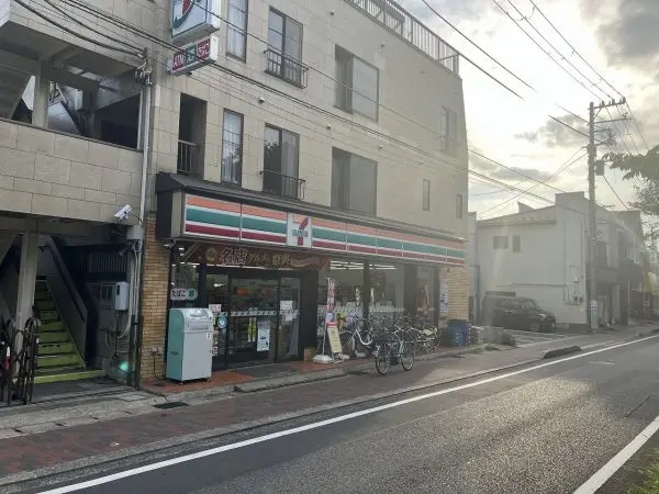 セブンイレブン花園店