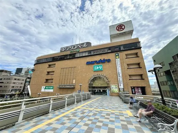 徒歩11分／営業時間10時～19時半。上尾駅直結なので、お仕事やお出かけ帰りの利用に便がいいですね。