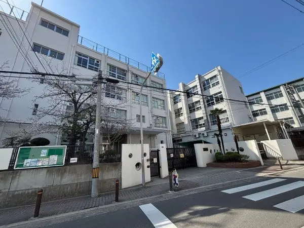 大阪市立放出小学校