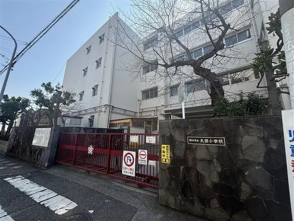 徒歩３分