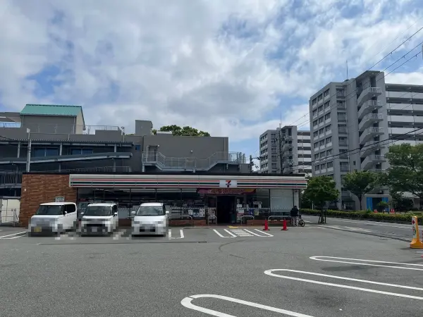 車８分
