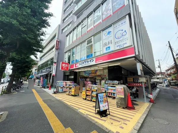 徒歩3分。急な体調不良や怪我の際に利用しやすい距離です。