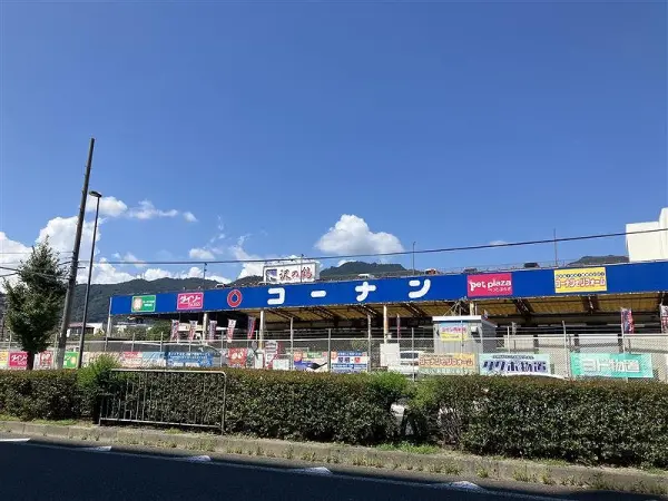 大和ハウス工業（株）施工の3階建店舗付き住宅
3路線3駅徒歩圏の立地です
