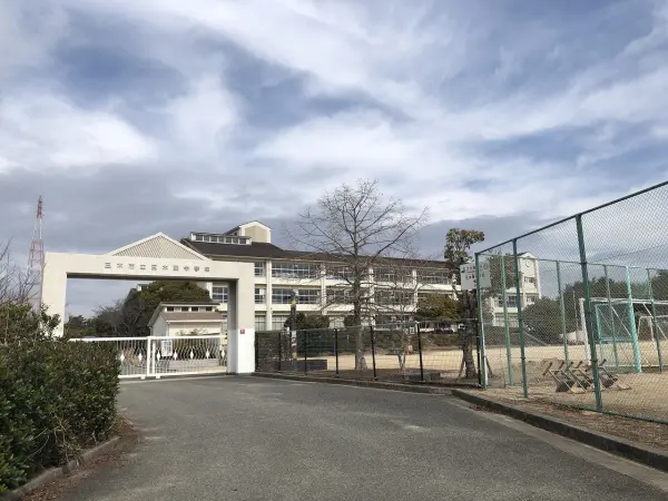三木東中学校まで徒歩約11分