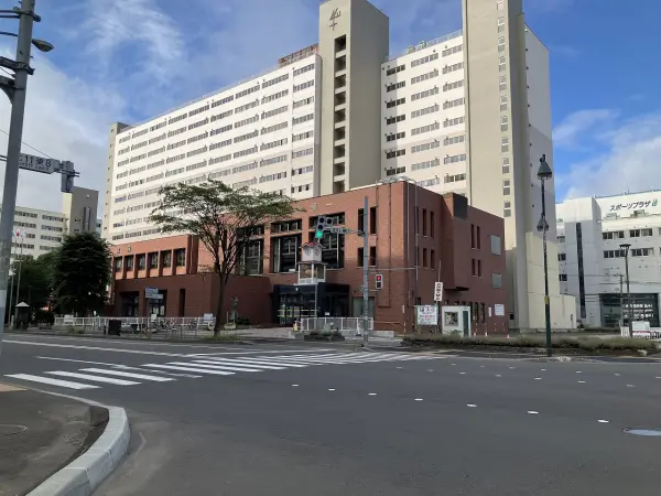 徒歩7分です。