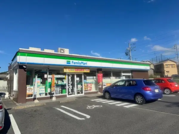 ファミリーマート 日進藤島店