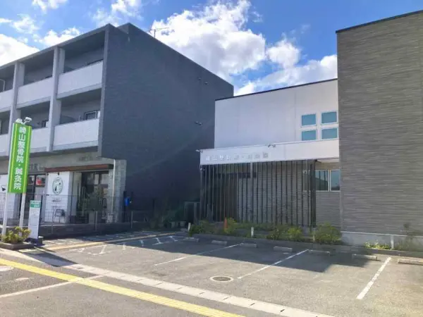 﨑山接骨院・鍼灸院まで徒歩7分です。
その他周辺施設等についてもお問い合わせください。