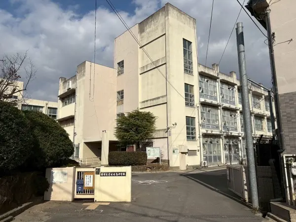 堺市立東百舌鳥中学校