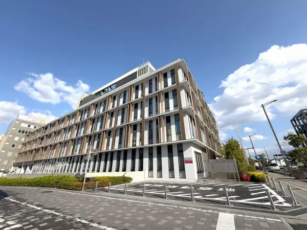 橿原市役所まで徒歩10分です。徒歩でも十分アクセスしていただける距離となっております。