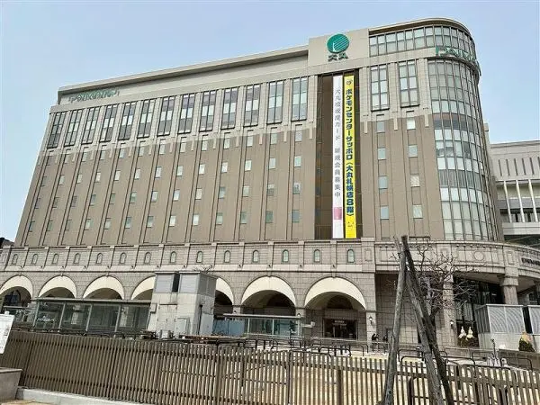 大丸札幌店です。
徒歩8分のところにあります。