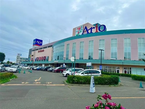 アリオ札幌です。
マンションから空中回路直結でユニクロ、GU、無印良品などお店があります。