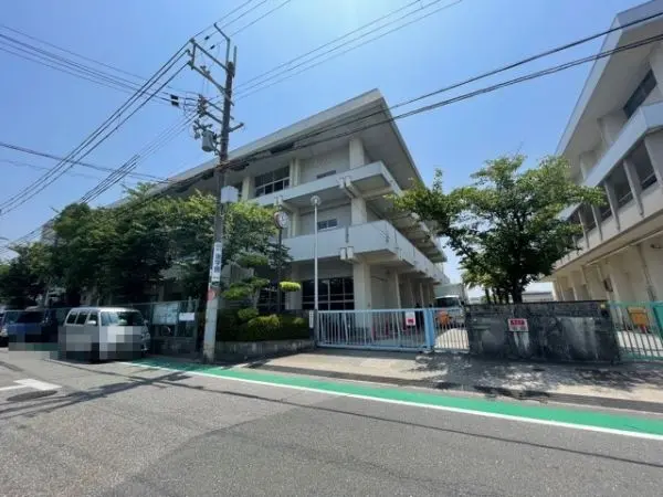 市立松崎中学校徒歩１２分