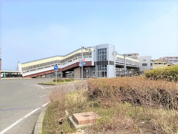 JR東北本線とJR常磐線がご利用いただけます。