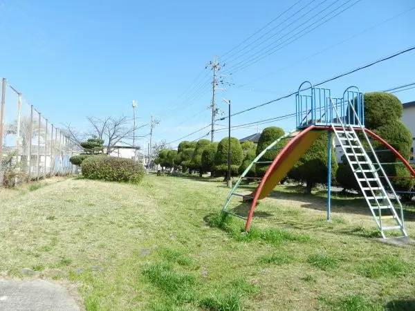 羽曳が丘西北公園まで徒歩１分（約３０ｍ）