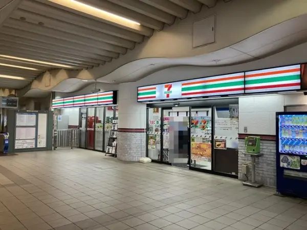セブンイレブン小田急喜多見店