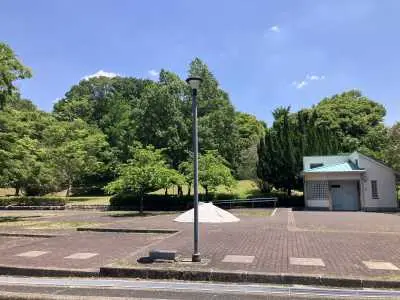 白橿近隣公園まで徒歩4分です。
お子さまを連れてお出かけもしていただきやすい距離となっております。