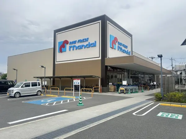 万代堺深井店