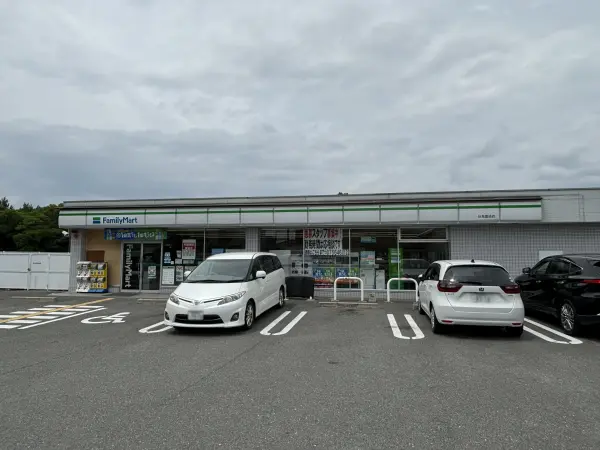 ファミリーマート伏見墨染店
