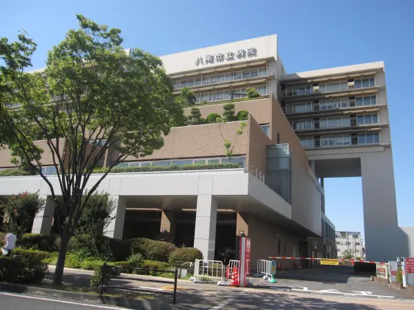 病院まで徒歩36分の立地です。