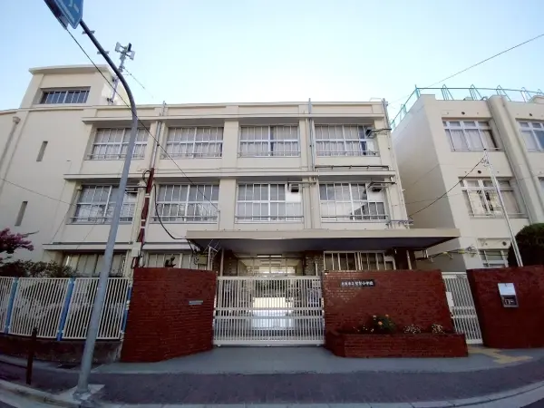 大阪市立聖賢小学校